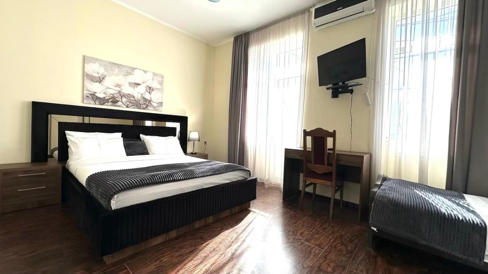 Europa Hotel-קוטאיסי מראה חיצוני תמונה